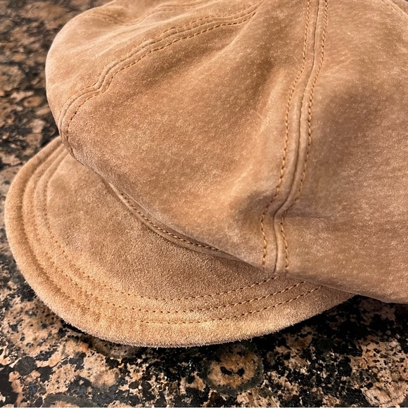 Vintage Liz Claiborne Sandy Beige Suede Casual Ladies Hst - Picture 2 of 7